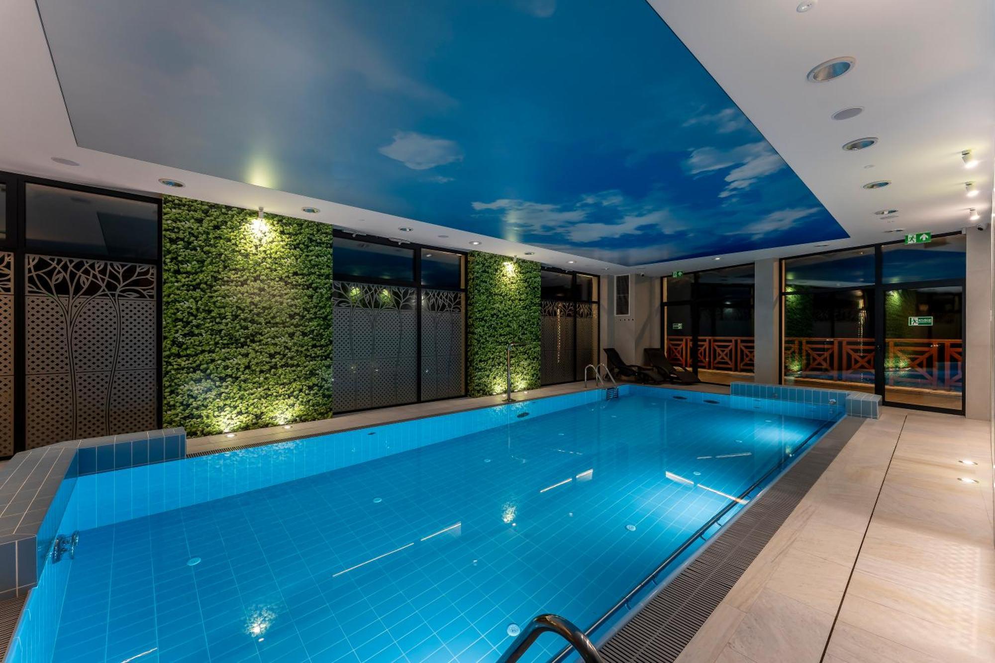 Aura Medical Spa Naleczow Exterior photo